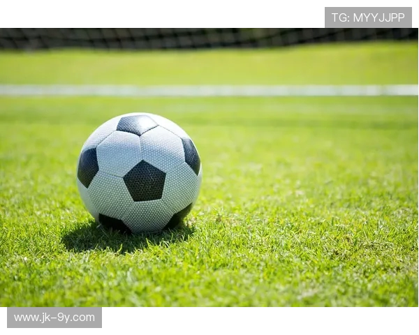 全面解析以哈三中足球队真实竞技水平与校园足球发展现状及未来趋势